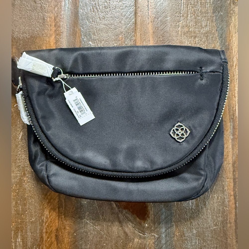 Kendra Scott Small Black Nylon Crossbody Bag Adjustable Strap NWT